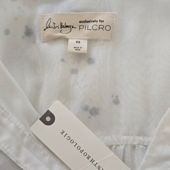 Anthropologie Pilcro The Romy Relaxed Buttondown Shirt Blue Bird Print Blouse XS - Picture 9 of 11